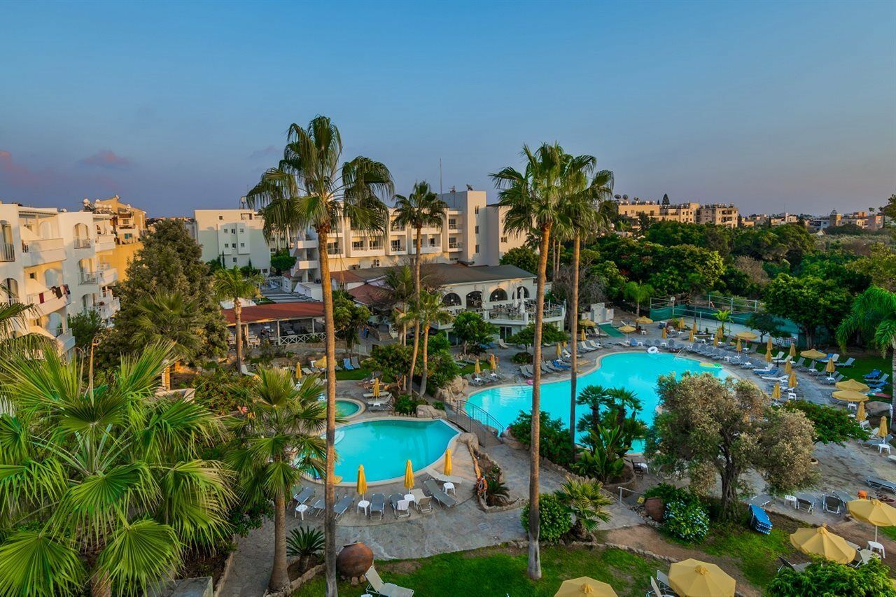 Mayfair Gardens Pafos Exterior foto